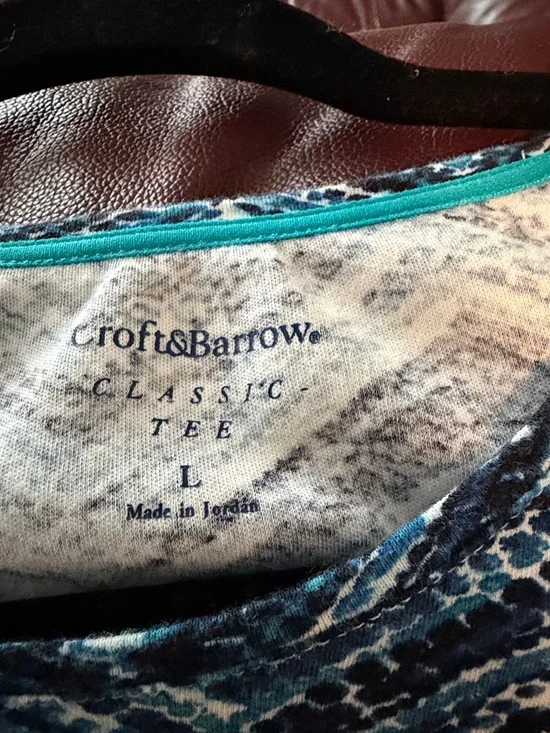 croft & barrow Blue Chevron Short-Sleeve Tee - Picture 4 of 4